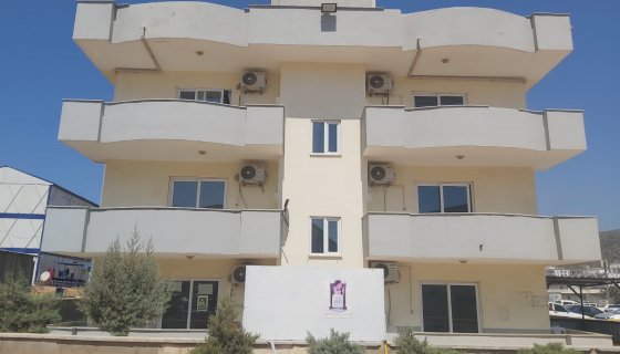 LEMAS EMLAK : BÜYÜKECELİ KOMPLE SATILIK BİNA